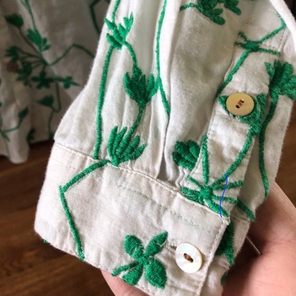 Holding Horses cotton white embroidered long sleeve button down shirt in size 10 - Picture 8 of 8